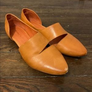 Chocolat Blu Gillian Orange Flats 6.5 D’orsay Leat